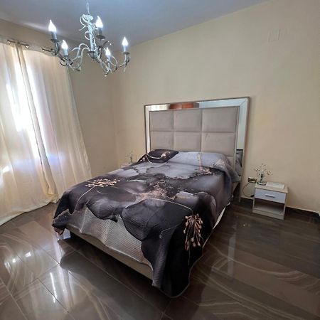 Room Station Giulia Napoli Eksteriør bilde